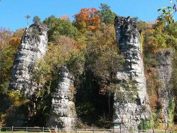 Natural Chimneys, Mt Solon